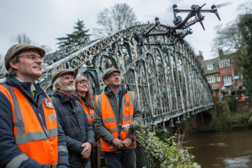 Un groupe d'artisans en formation drone en Paca grâce au financement du FAFCEA