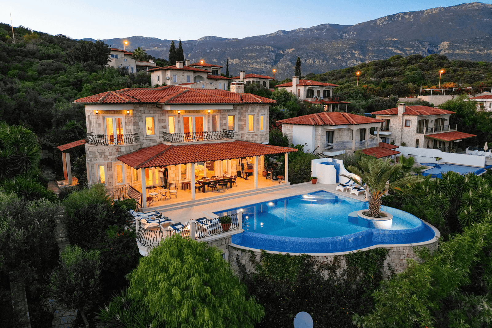 Valorisation immobilière par drone d’une villa haut de gamme en région PACA